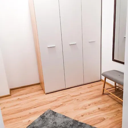 Lozanovi Apartment Pomorie דירה *